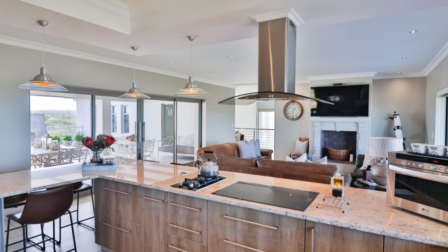 6 Bedroom Property for Sale in Kleinbaai Western Cape
